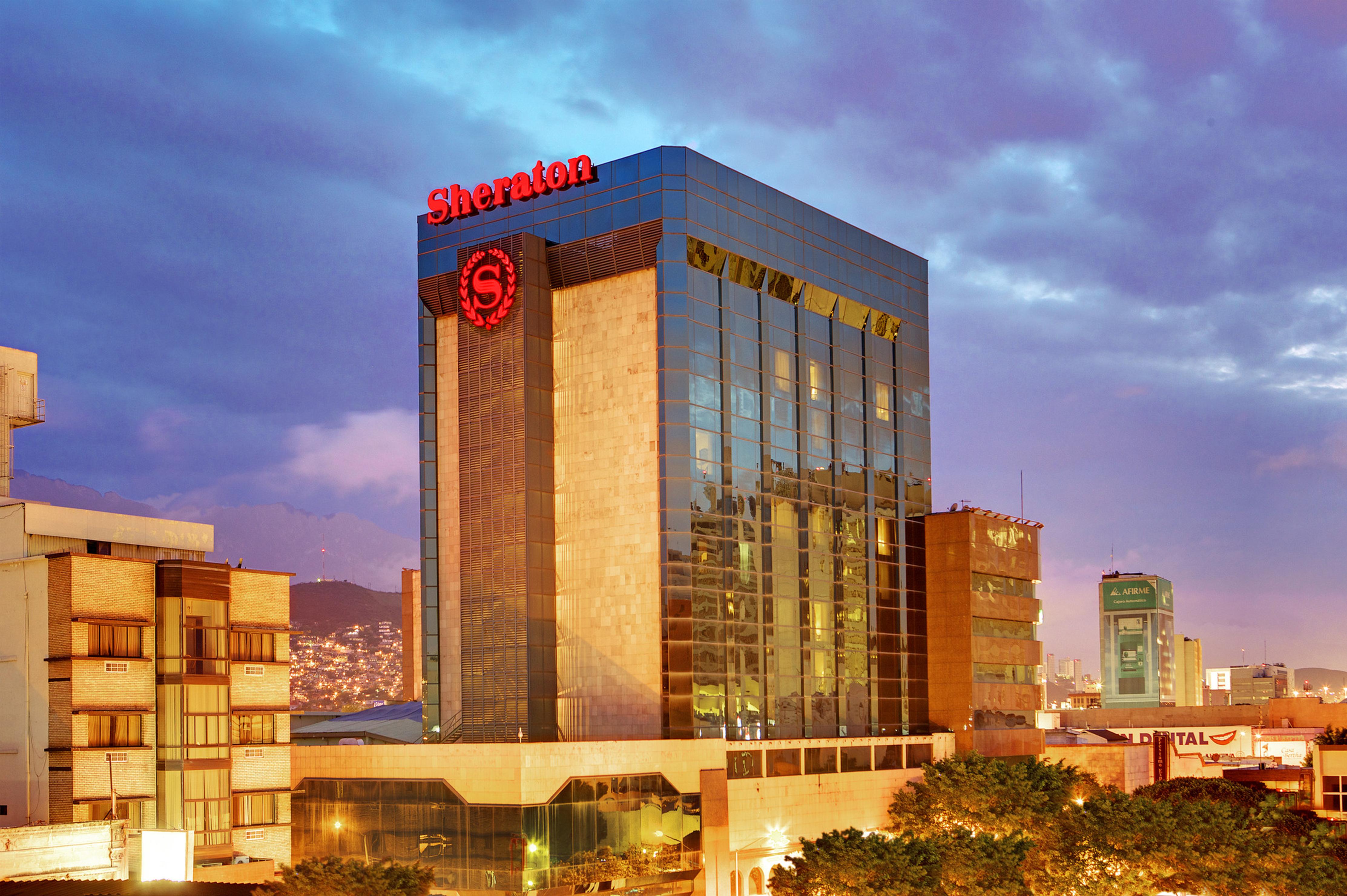 Hotel Wyndham Monterrey Ambassador Centro Esterno foto