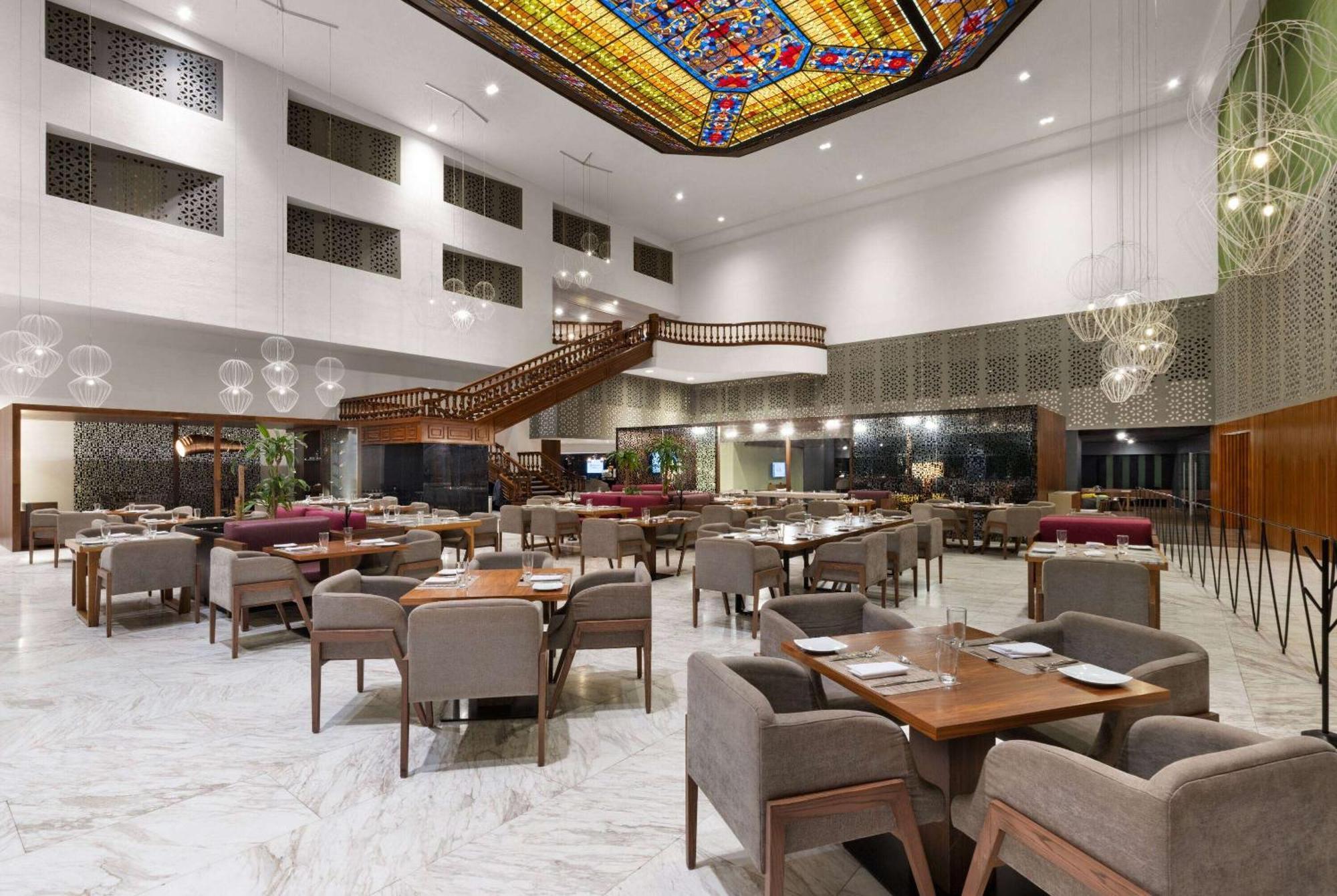 Hotel Wyndham Monterrey Ambassador Centro Esterno foto