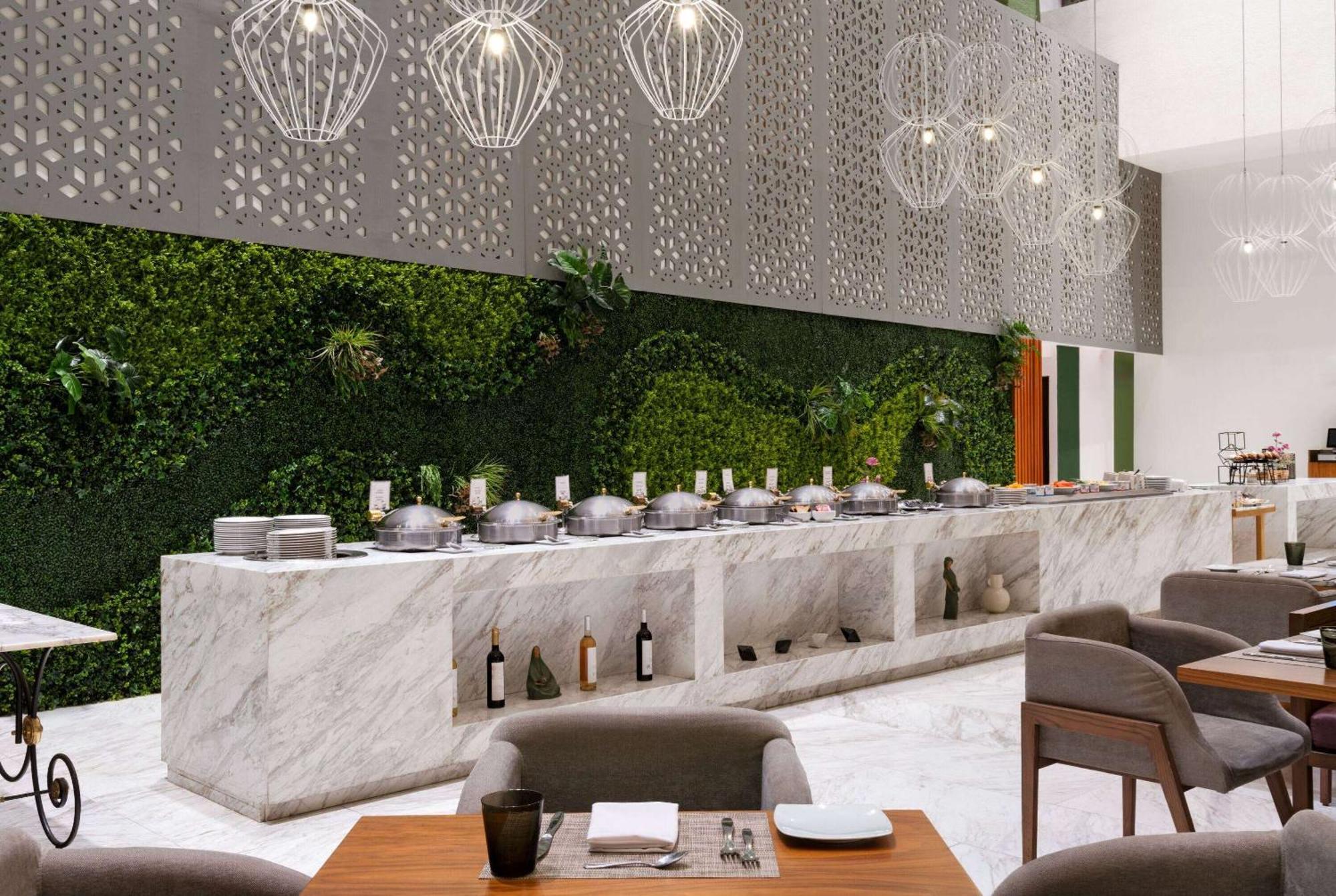 Hotel Wyndham Monterrey Ambassador Centro Esterno foto