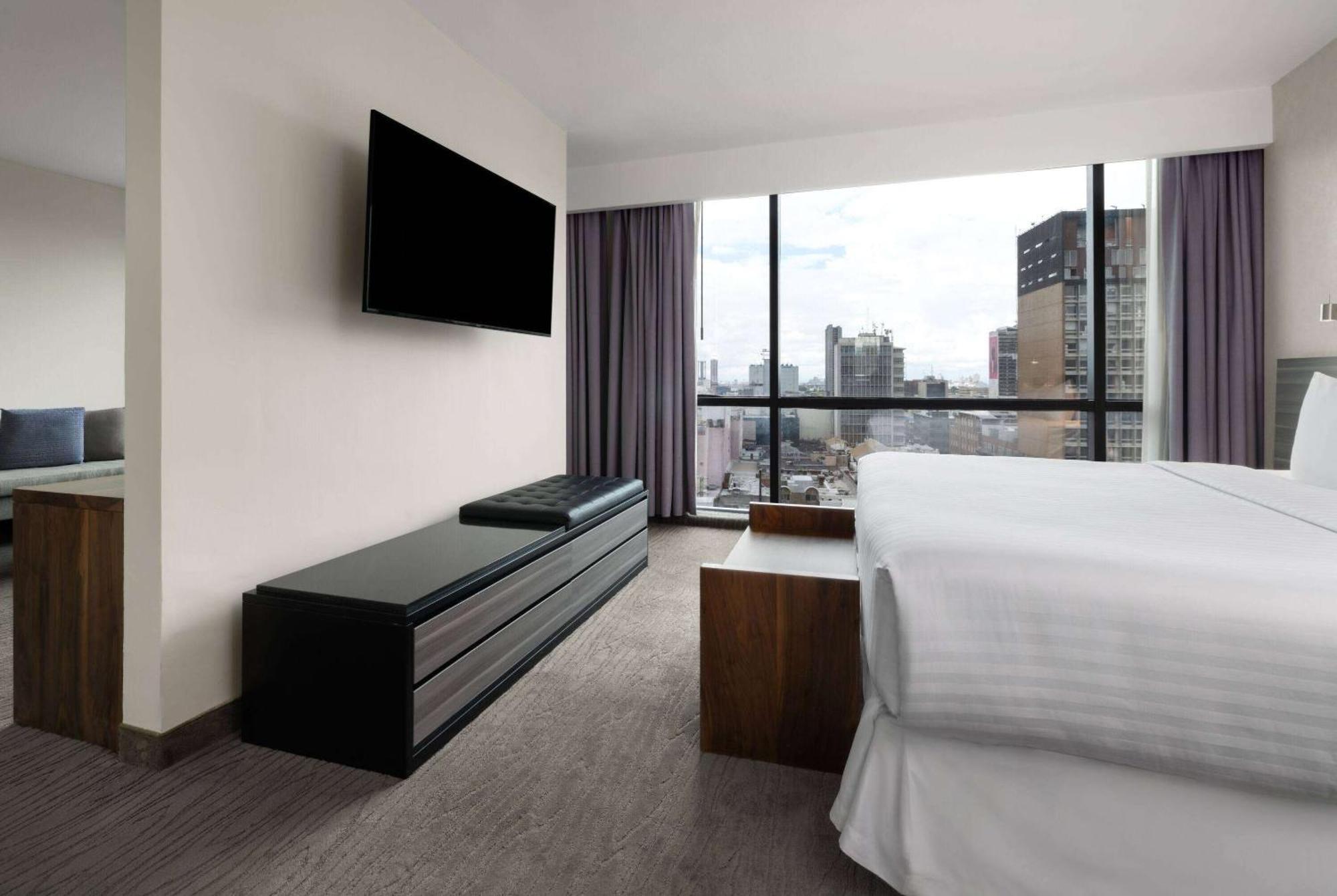Hotel Wyndham Monterrey Ambassador Centro Esterno foto